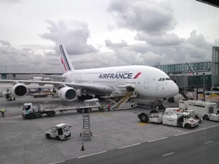 総二階建てのエアバスＡ３８０